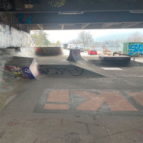 Bild 5 zum Spielplatz SkatePark unter der Brücke in Heidelberg