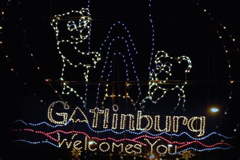 See Gatlinburg’s Christmas Parade When You Stay at River Edge Motor Lodge