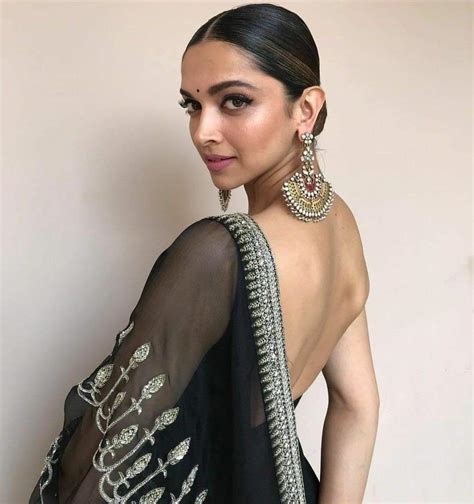 Naked Back Of Deepika Padukone Is Heaven For Us R DeepikaPadukoneFap