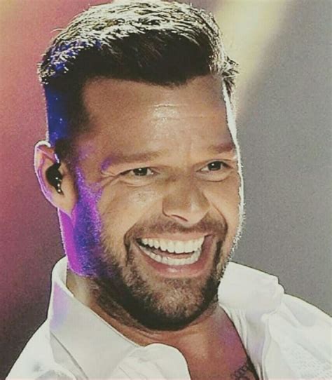 Pin By Val On Ricky Concerts Ricky Martin Martin Guys