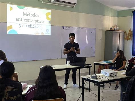 Imparten pláticas informativas a estudiantes de la Telesecundaria de El