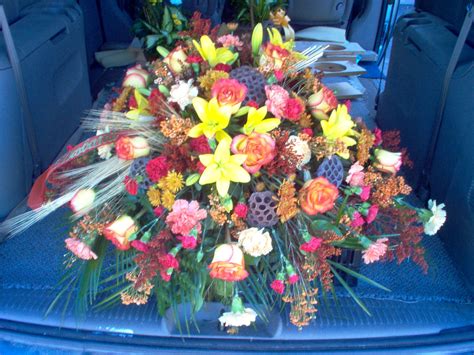 Fall Colored Casket Spray | Funeral flowers, Table decorations, Casket ...