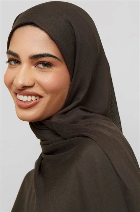 Veiled | Hijabs & Scarves - Shop Chiffon, Jersey, Crinkle & More