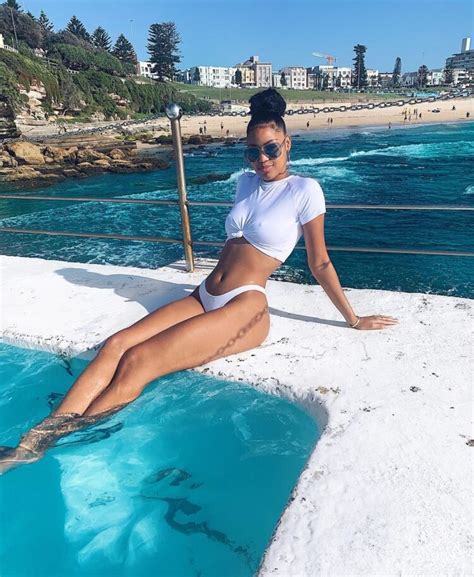 Hot Sexy Teaira Walker Bikini Pics