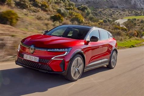 Ireland May 2023: Renault, Tesla highlight market up 42.7% – Best Selling Cars Blog