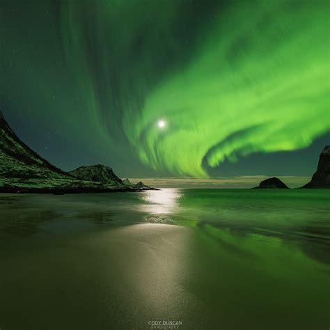 Vik Beach Northern Lights Friday Photo Lofoten Islands Norway