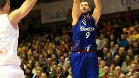 Basket L Assigeco Ci Ha Preso Gusto Sotto Con Chieti