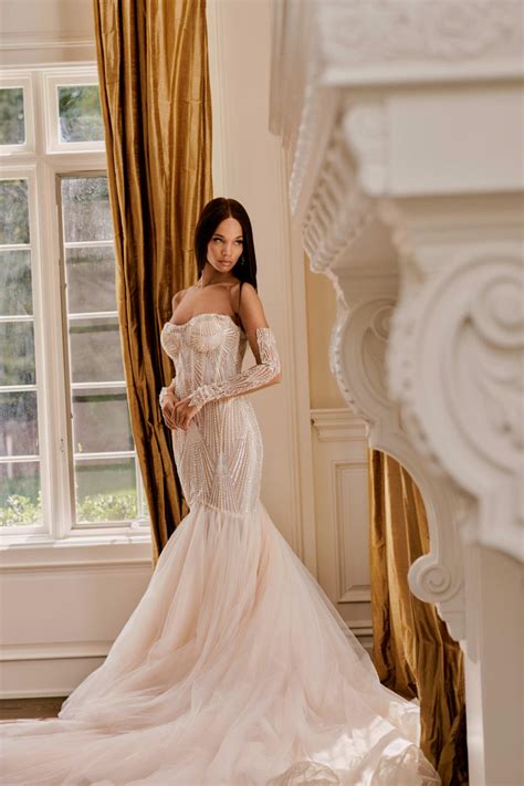 Dakota Corset Trumpet Tulle Skirt Wedding Gown Iconic Galia Lahav