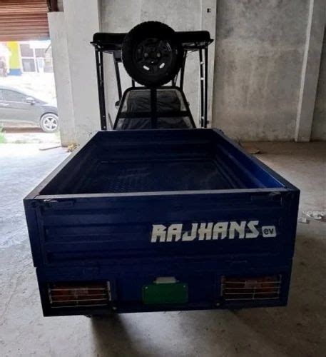 Rajhans Blue Battery Operated E Rickshaw Loader At Rs E