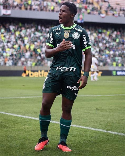 Pin De Abel Mello Em ENDRICK Palmeiras Fc Fotografia De Futebol