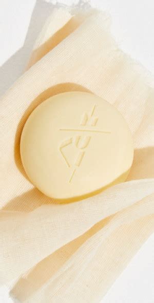 Kate McLeod Naked Body Stone