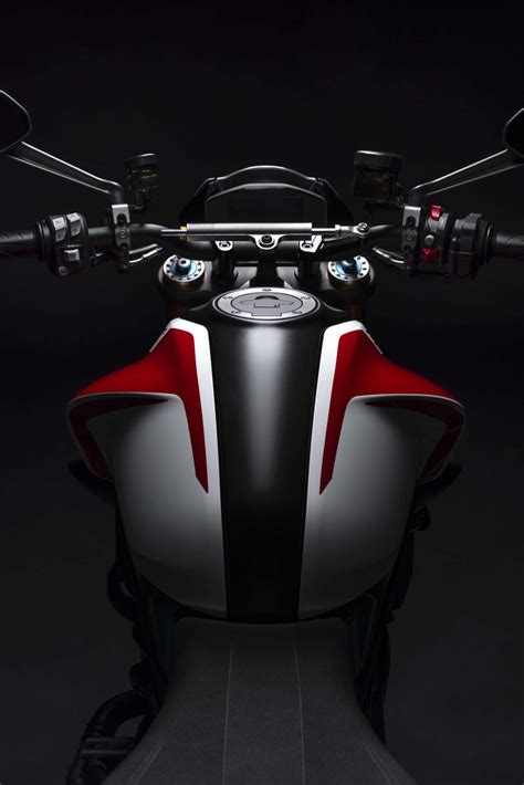 2023 Ducati Monster Monster 30th Anniversary Edition - 38 - Paul Tan's Automotive News