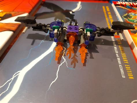 Custom green goblin glider, weapon & Norman Osborn face : r/LegoMarvelandDC