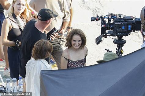 More Dior ˋBehind-the-scenes´ Photos – NataliePortman.com