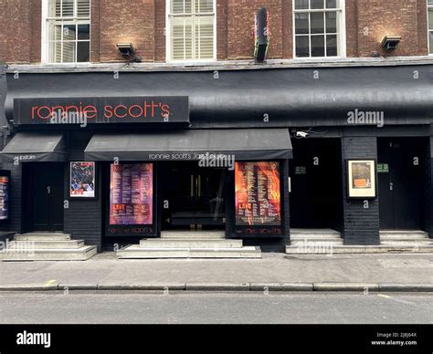 Jazz Club Ronnie Scott's - Ronnie scotts jazz club hi-res stock photography and images - Alamy