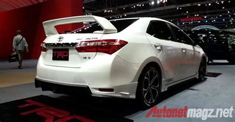 Toyota Corolla Altis TRD Rear View AutonetMagz Review Mobil Dan