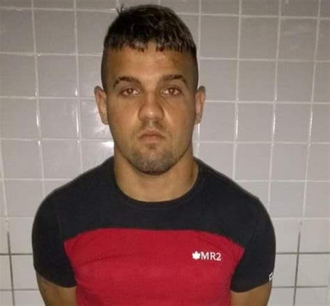 Homem é Preso Em Flagrante Após Polícia Encontrar Droga Enterrada