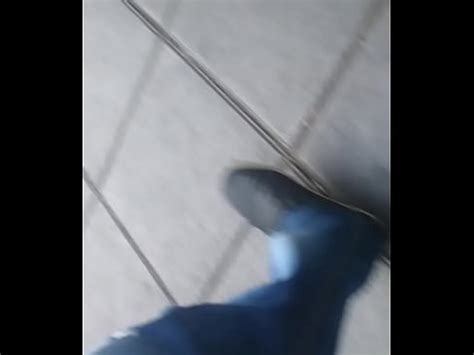 Flaca En Rico Hilo Por La Calle XVIDEOS