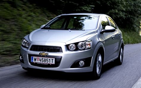 Шевроле Авео (Chevrolet Aveo) - характеристики, комплектации, фото ...