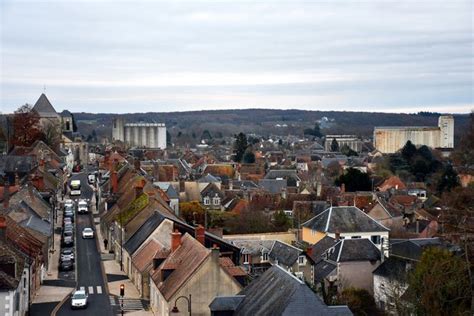 Saint Satur Et Huit Porteurs De Projet Se Lancent Dans Le Marathon