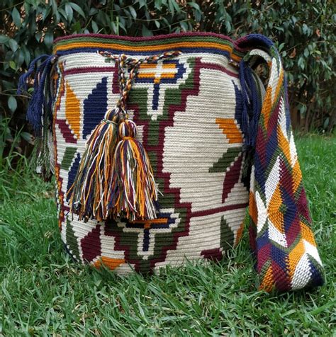 PREGUNTA POR MOCHILAS WAYUU MULTICOLOR Tienda oficial artesanías