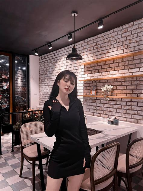 Ng C Ng T Hot Girl I H C Lu T N Tiktoker Tri U View Xinh Nh B P B S Ng Hot Kols