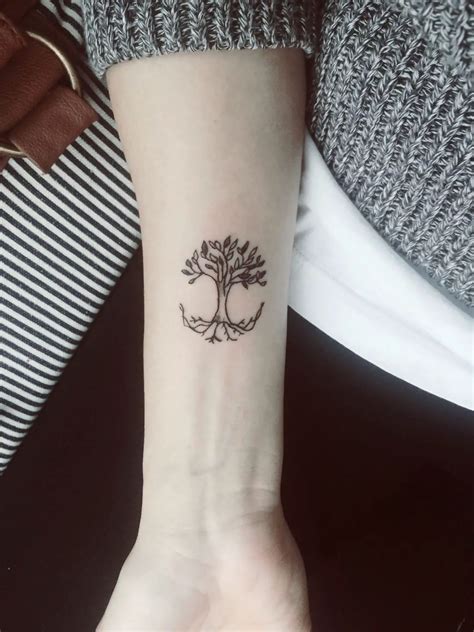 30 Ideas De Tatuajes Del Árbol De La Vida Y Sus Significados