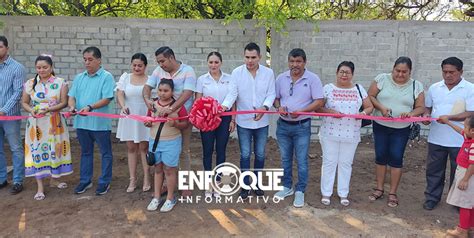 Autoridades Municipales Y Educativas Inauguran Barda Perimetral De La