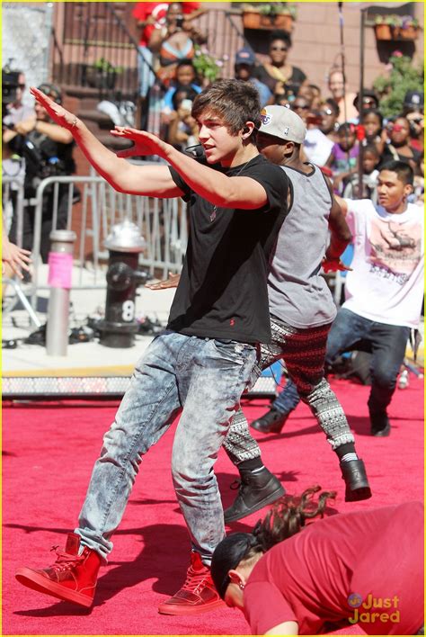 Full Sized Photo Of Ariana Grande Austin Mahone Vma Pre Show Soundcheck