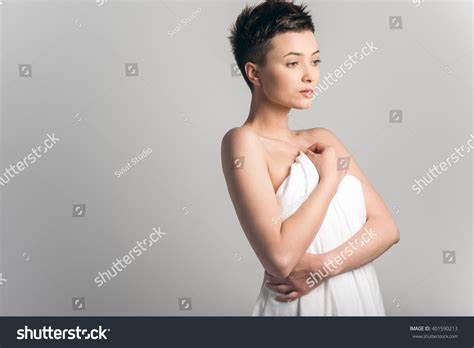 Naked Girl Wrapped Sheet Foto De Stock 401590213 Shutterstock