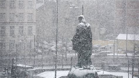 OVOG DATUMA STIŽE PRAVA ZIMA Jako zahlađenje i sneg u nižim predelima