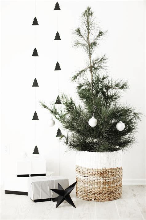 DIY Christmas tree garland + A Charlie Brown tree — Kristi Murphy | DIY ...