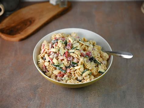 Salami Pasta Salad - Ovenspiration