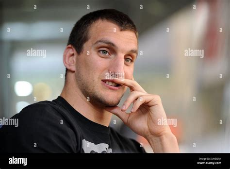 Sam warburton wales hi-res stock photography and images - Alamy