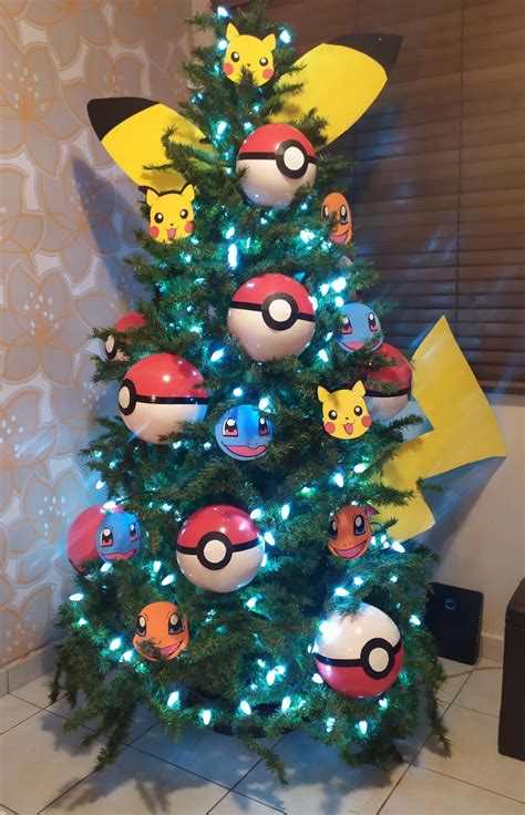 Pokeball Navidad Navidad Pokemon Decoracion Arbol De Navidad Ideas