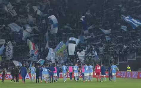 Video Tifosi Della Lazio Inneggiano Al Duce A Monaco Di Baviera