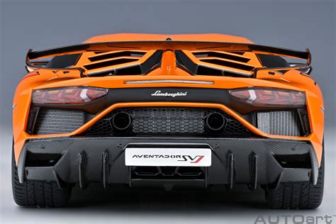 Modellauto Lamborghini Aventador Svj Arancio Atlas Pearl Orange