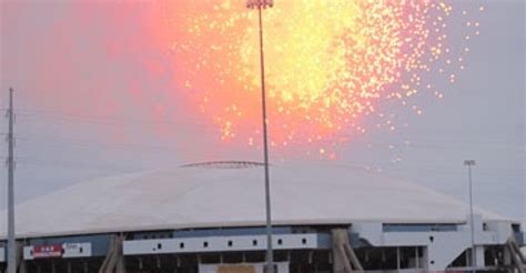 Texas Stadium Ends with a Bang, But the Site’s Future Remains a Mystery ...