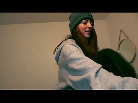 Une Camgirl Baise Avec Un Fan XVIDEOS