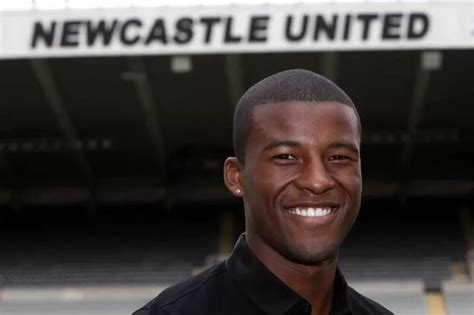 Newcastle United S Gini Wijnaldum Hopes Fans Pump Up The Volume At St