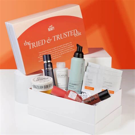 Lookfantastic Holiday Hair Repair Edit Beauty Box Contents