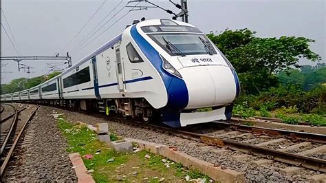 Howrah New Jalpaiguri Vande Bharat Express Skip New Farakka