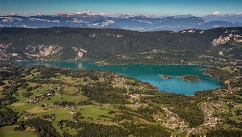 Le Lac D Ouest En Est Avec Le Mont Blanc Dans Le Fond 3674 Office De