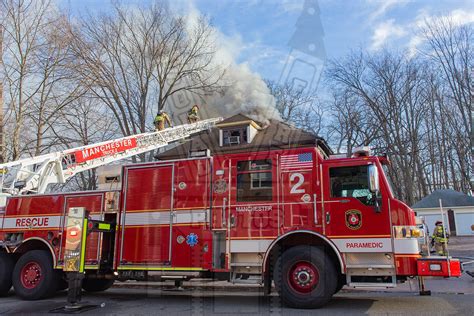 Manchester Ct 2nd Alarm 122922 Squad Fire Photos