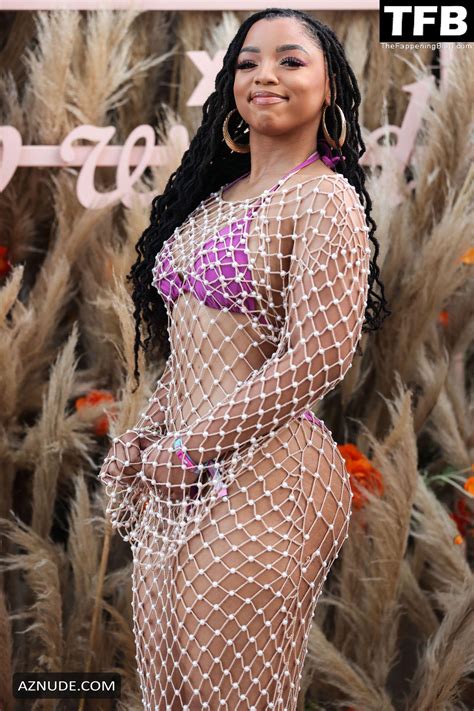 Chloe Bailey Sexy Seen Flaunting Her Hot Curves At The Revolve Festival In La Quinta Riverside