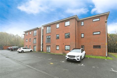2 bedroom flat for sale in Tattershall Court, Stoke-on-trent, ST4 7GH