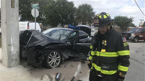 Two Hospitalized After Crash In Deerfield Beach Sun Sentinel