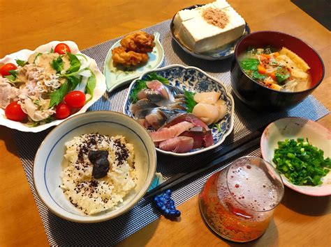 秋刀魚とイナダとホタテの刺身と黒にんに 豆腐日記【毎日豆腐食べてます】 Bloguru