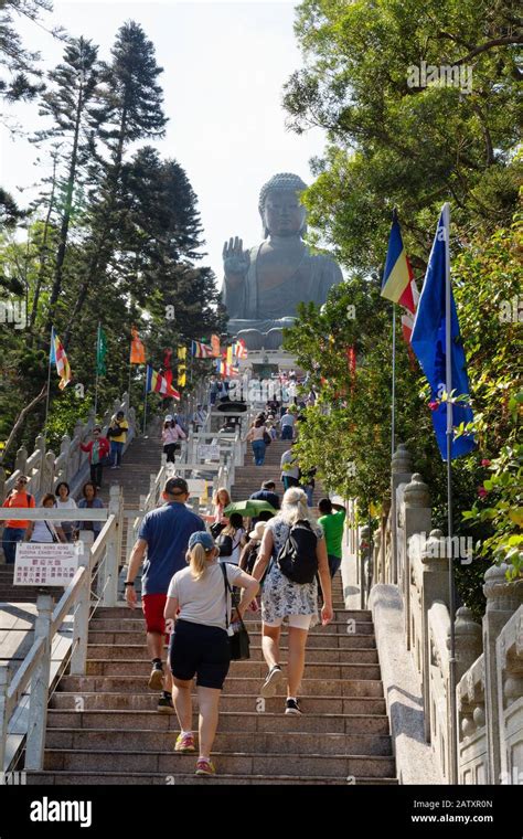 Worlds Largest Buddha Banque De Photographies Et Dimages Haute