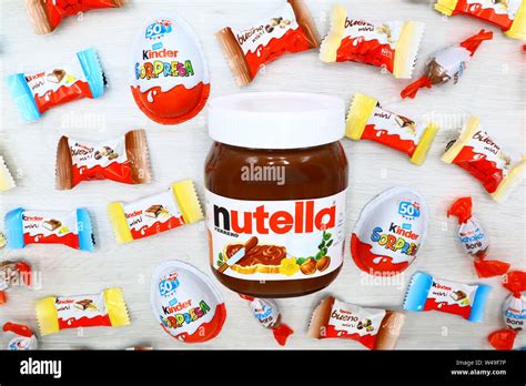 Nutella Kinder Sorpresa Y Kinder Chocolate Hecho En Italia Por Ferrero